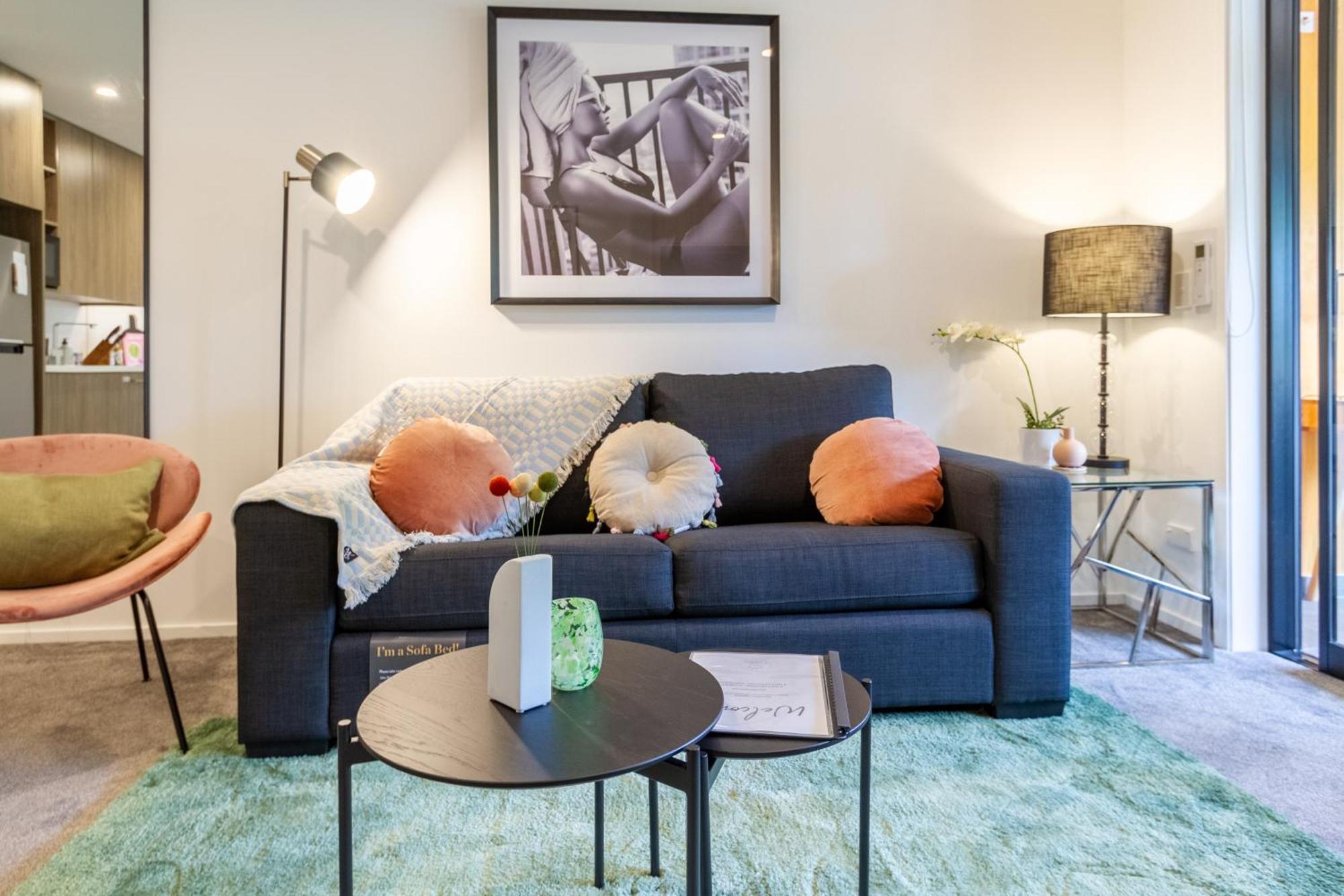 Cozy 1-Bed Apartment With Park Views, Sleeps 4 Christchurch Exteriér fotografie